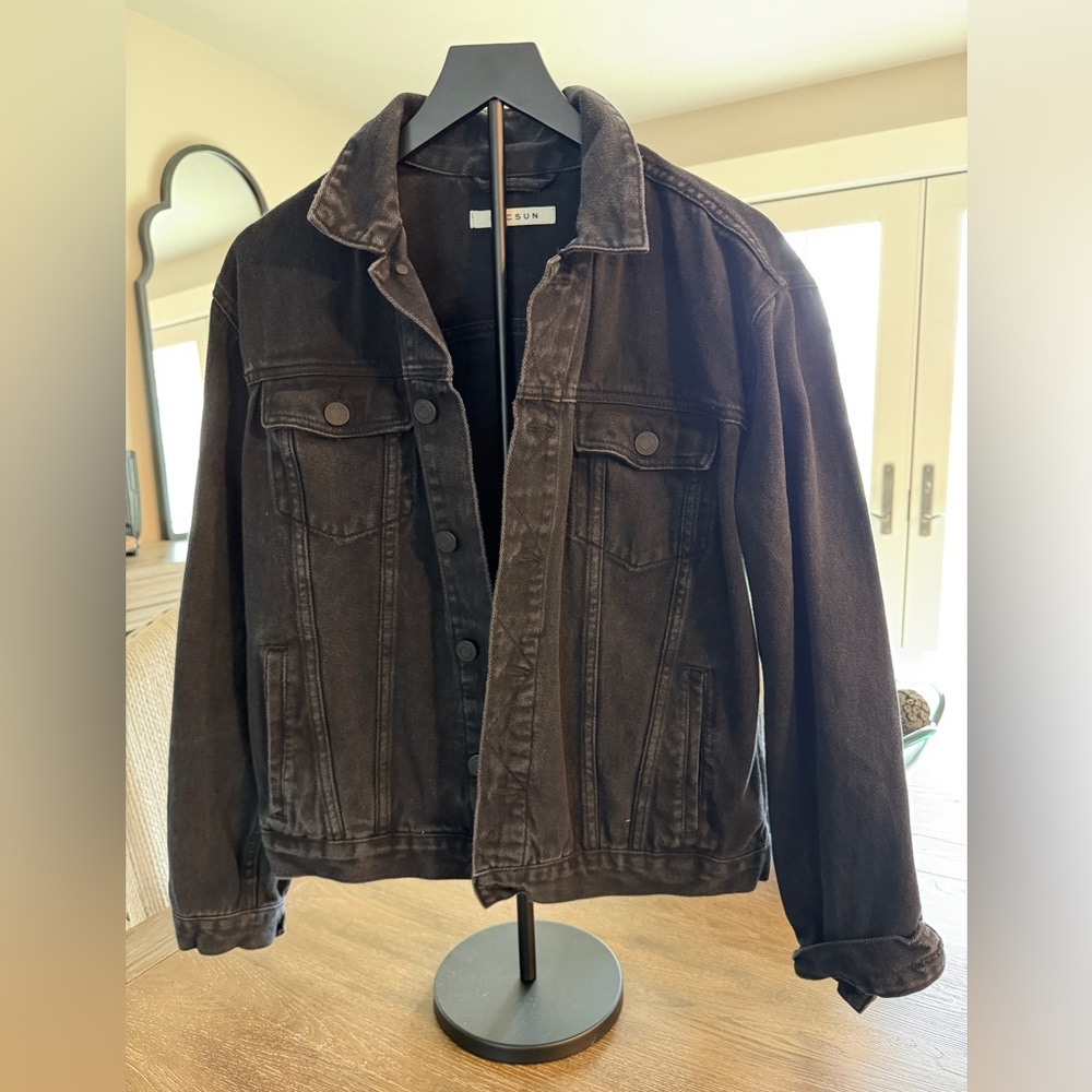 Men's Pacsun Washed Black Denim Trucker Jacket.